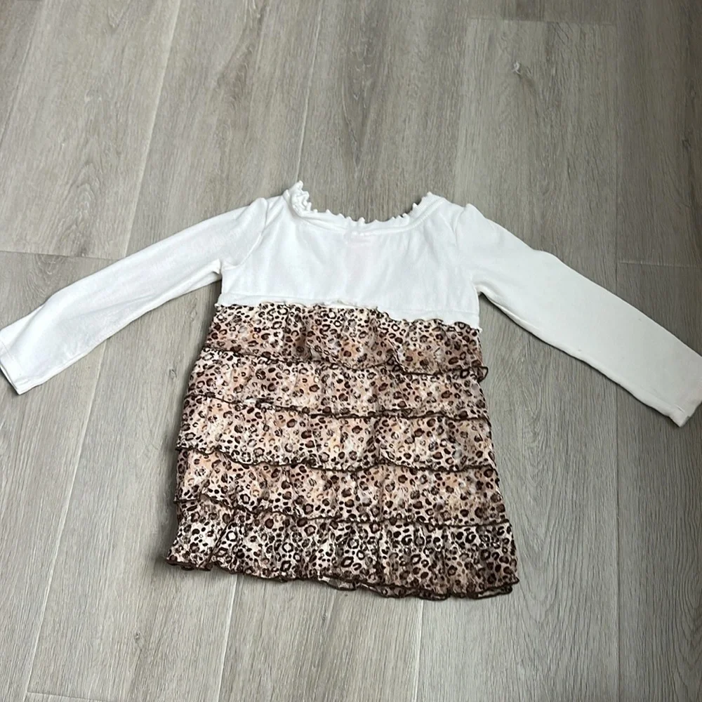 Nannette Girl leopard outfit size 3T